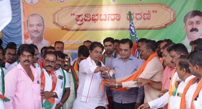 ಆರ್_ ಅಶೋಕ್_ (5)