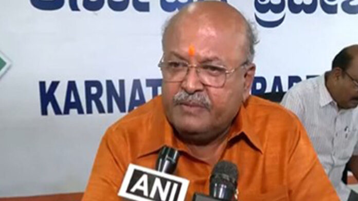 ಕಾಂಗ್ರೆಸ್&zwnj; ಕಾರ್ಯಕರ್ತೆ, ಮಾಜಿ ಸಚಿವ, ಎಚ್ ಎಂ ರೇವಣ್ಣ, Congress worker and former minister, H M Revanna,