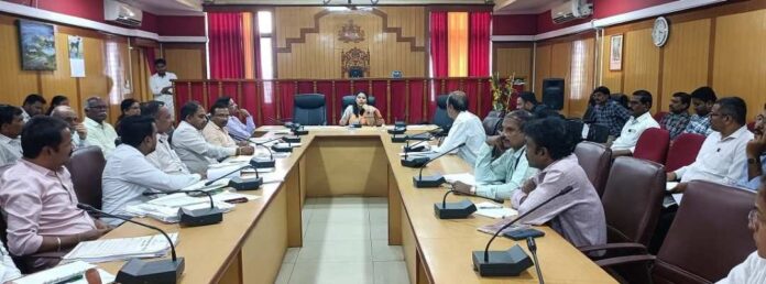 ಜಿಲ್ಲಾಧಿಕಾರಿ ಸಭೆ