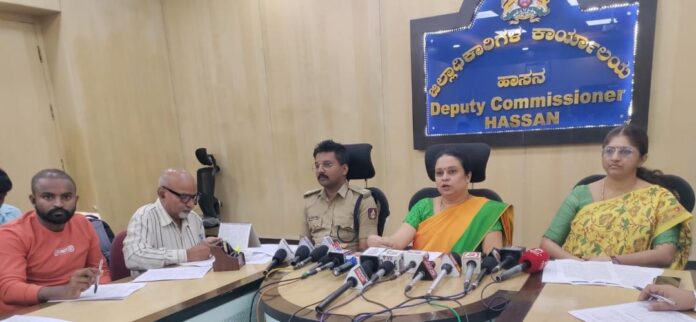 ಶಾಂತಿಯುತ ಮತದಾನಕ್ಕೆ ಸಿದ್ಧತೆ ಕುರಿತು ಜಿಲ್ಲಾಧಿಕಾರಿ ಮಾಹಿತಿ