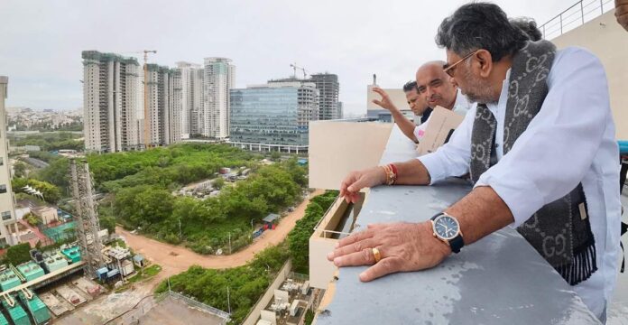 ಡಿ ಕೆ ಶಿವಕುಮಾರ್ (2)