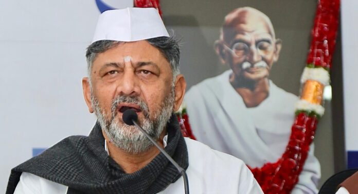 ಡಿ ಕೆ ಶಿವಕುಮಾರ್