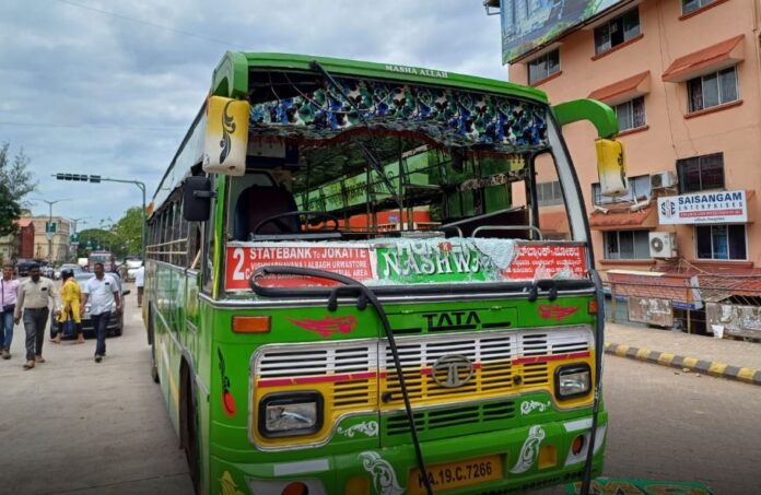 ಮಂಗಳೂರು ಕಲ್ಲು ತೂರಾಟ