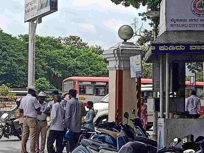 ವಾಹನ ತಪಾಸಣೆ