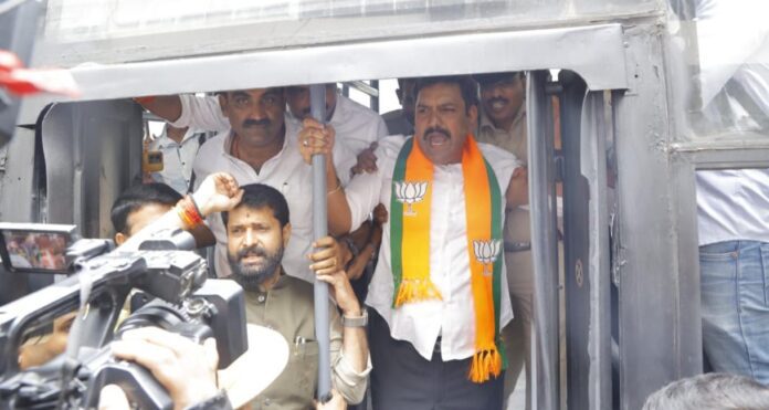 ವಿಜಯೇಂದ್ರ (1)