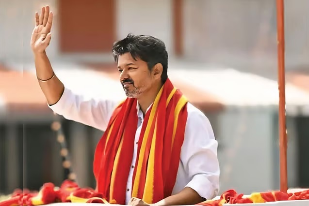 ತಮಿಳುನಾಡು | ಮೈತ್ರಿಗೆ ಒಪ್ಪಿದರೆ ವಿಜಯ್&zwnj;ಗೆ ಎರಡುವರೆ ವರ್ಷ ಸಿಎಂ ಮಾಡುವ ಭರವಸೆ !?