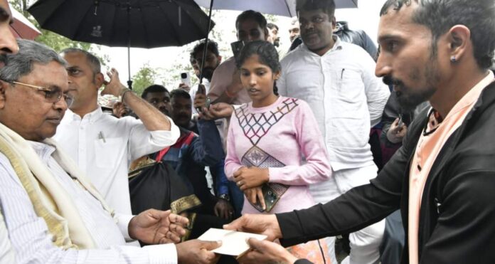 ಗುಡ್ಡ ಕುಸಿತ