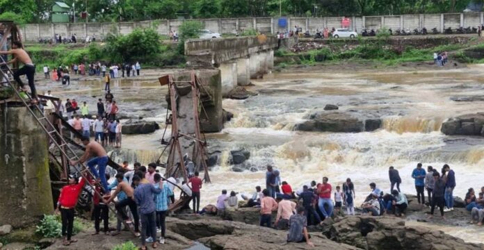 ಸೇತುವೆ ಕುಸಿತ
