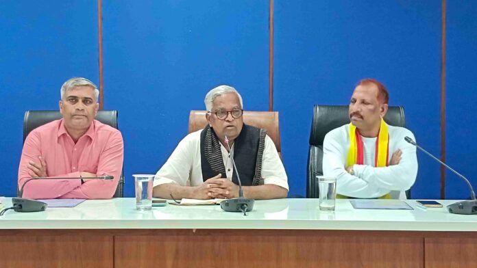 ಉಡುಪಿ | ಜಿಲ್ಲೆಯಲ್ಲಿರುವ 8 ಶಾಲೆಗಳಿಗೆ ಹಕ್ಕು ಪತ್ರ ದಾಖಲೆಯೇ ಇಲ್ಲ - ಡಾ. ಪುರುಷೋತ್ತಮ ಬಿಳಿಮಲೆ