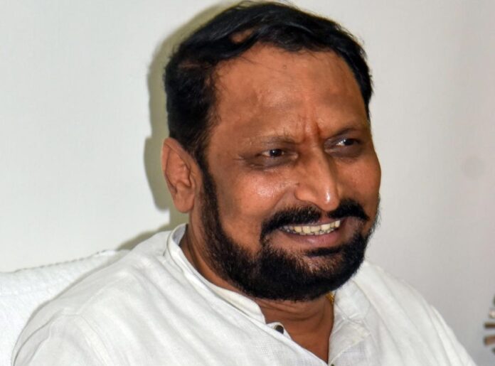 ಲಕ್ಷ್ಮಣ ಸವದಿ