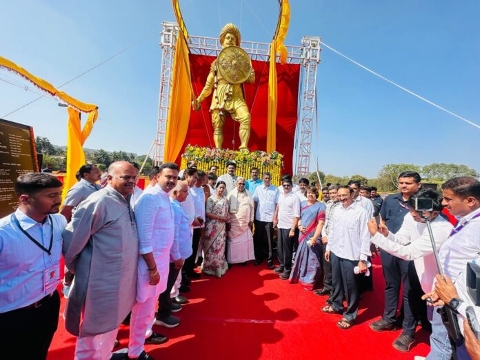 ಸಂಗೊಳ್ಳಿ ರಾಯಣ್ಣ ವೀರಭೂಮಿ: ಮುಖ್ಯಮಂತ್ರಿ ಸಿದ್ಧರಾಮಯ್ಯನವರಿಂದ ಉದ್ಘಾಟನೆ