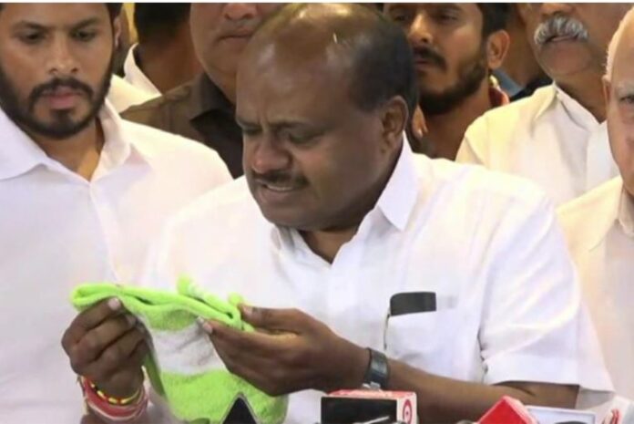 ಹೆಚ್&zwnj; ಡಿ ಕುಮಾರಸ್ವಾಮಿ