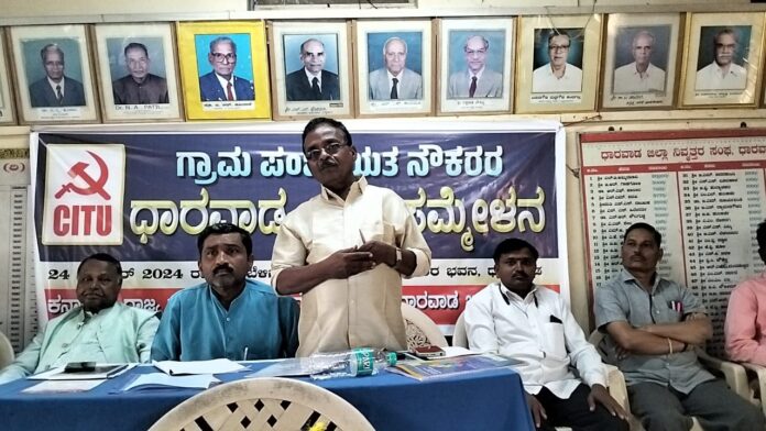 ಧಾರವಾಡ | ಸಂಘಟನೆ ಮೂಲಕ ಸರ್ಕಾರವನ್ನು ಎಚ್ಚರಿಸುವ ಕೆಲಸವಾಗಬೇಕು: ಎಂ.ಬಿ.ನಾಡಗೌಡ