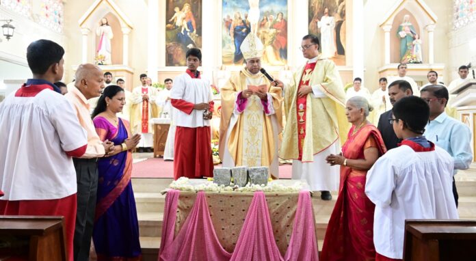 ಉಡುಪಿ | ಜುಬಿಲಿ 2025 ವಿಶೇಷ ಯೋಜನೆ; ತೊಟ್ಟಂ ಚರ್ಚಿನಲ್ಲಿ ಬಡ ಕುಟುಂಬಕ್ಕೆ ಮನೆ ನಿರ್ಮಾಣಕ್ಕೆ ಚಾಲನೆ