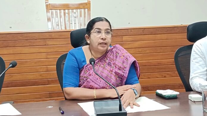 ಉಡುಪಿ | ಅನರ್ಹರ ಪಡಿತರ ಚೀಟಿ ರದ್ದು ಮಾಡಲು ಜಿಲ್ಲಾಧಿಕಾರಿ ಸೂಚನೆ