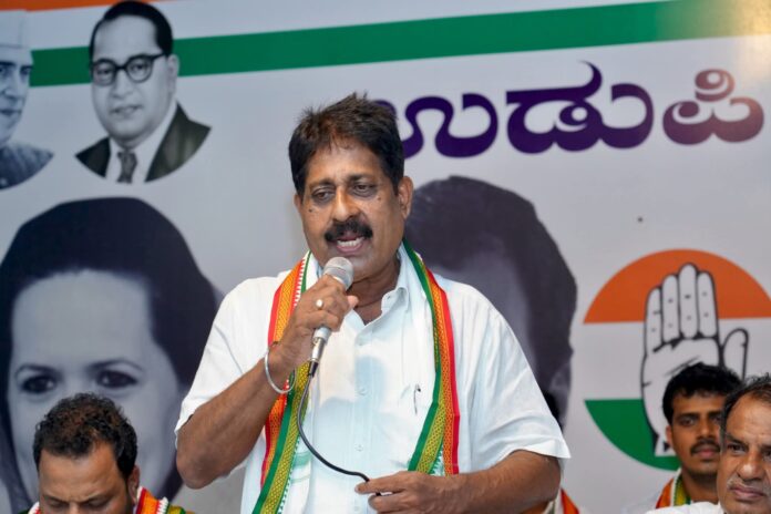 ಉಡುಪಿ | ಸುಳ್ಳು ಹೇಳಿಕೆ ನೀಡಿ ಜನರನ್ನು ದಾರಿ ತಪ್ಪಿಸುವುದು ಬಿಜೆಪಿಯ ರಾಜ ಧರ್ಮ - ಅಶೋಕ್ ಕೊಡವೂರ್