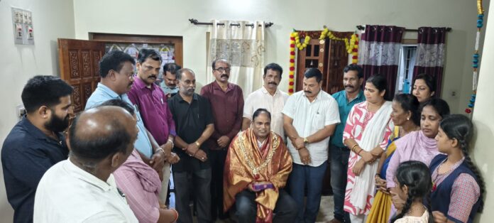 ಉಡುಪಿ | ಬ್ಲಾಕ್ ಕಾಂಗ್ರೆಸ್ಸಿನಿಂದ ನಿವೃತ್ತ ಸೈನಿಕರಿಗೆ ಗೌರವಾರ್ಪಣೆ