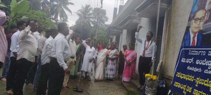 ಉಡುಪಿ | ಮತ ಕಳ್ಳತನದಿಂದ ಅಧಿಕಾರಕ್ಕೆ ಬಂದವರು ದೇಶಭಕ್ತಿಯಿಂದ ಮೈ ಮರೆತಿದ್ದಾರೆ - ಸುಂದರ್ ಮಾಸ್ತರ್