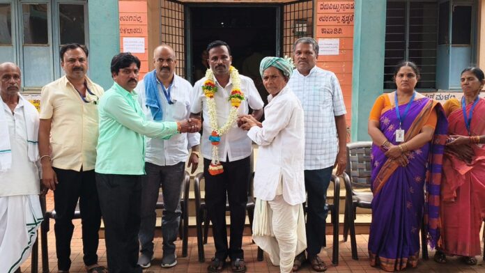 ಧಾರವಾಡ | ಗ್ರಾಪಂ ಚುನಾವಣೆ; ಗುರುಪಾದಪ್ಪ ಇಚ್ಚಂಗಿ ನೂತನ ಅಧ್ಯಕ್ಷ