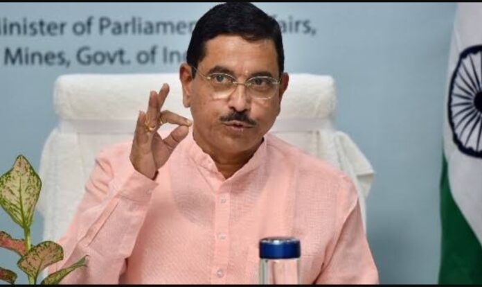 ಧಾರವಾಡ | ಹುಬ್ಬಳ್ಳಿ ಗಲಭೆ ಆರೋಪಿಗಳ ಪ್ರಕರಣ ವಾಪಸ್: ಕಾಂಗ್ರೆಸ್ ವಿರುದ್ಧ ಪ್ರಲ್ಹಾದ್ ಜೋಶಿ ಕಿಡಿ