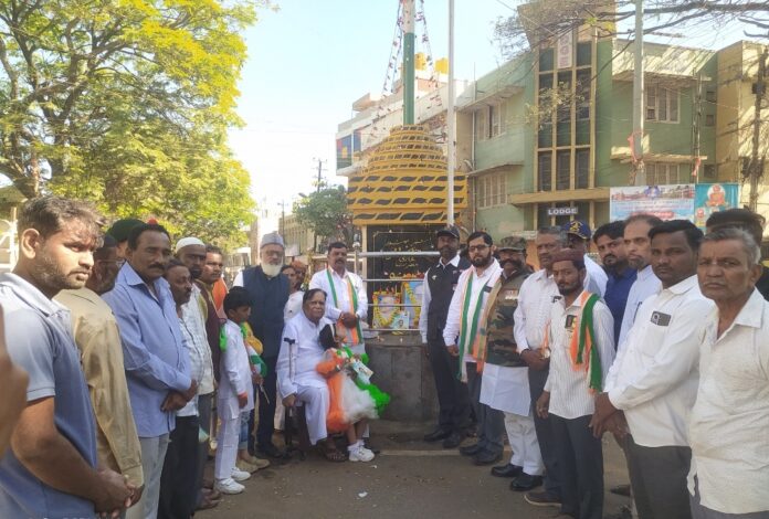 ಧಾರವಾಡದ ಮುಸಲ್ಮಾನರು ಸ್ವಾತಂತ್ರ್ಯಕ್ಕಾಗಿ ಬಲಿದಾನವಾಗಿದ್ದಾರೆ: ಮಹದೇವ ಹೊರಟ್ಟಿ