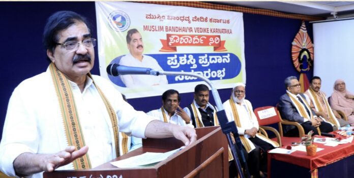 ಸುಳ್ಳು ಸುದ್ದಿಗಳಿಗೆ ಬಲಿಪಶುಗಳಾಗದಿರಿ, ಸೂಷ್ಮತೆಯಿಂದ ಬದುಕನ್ನು ಕಟ್ಟಿಕೊಳ್ಳಿ - ಡಾ. ಮೋಹನ್ ಆಳ್ವಾ