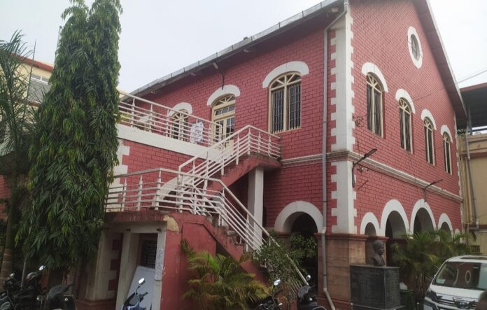 ಧಾರವಾಡ | ಕವಿಸಂ ಚುನಾವಣೆ; ಗೆಲುವು ಸಾಧಿಸಿದ ಬೆಲ್ಲದ ಬಣ; ಅಧ್ಯಕ್ಷರಾಗಿ ಬೆಲ್ಲದ ಮರು ಆಯ್ಕೆ