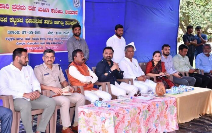 ಧಾರವಾಡ | ಹೆಣ್ಣು ಮಕ್ಕಳು ಬಸವಣ್ಣ, ಅಂಬೇಡ್ಕರ್&zwnj; ತತ್ವಗಳನ್ನು ಅರಿತುಕೊಳ್ಳಬೇಕು: ಸಂತೋಷ್ ಲಾಡ್