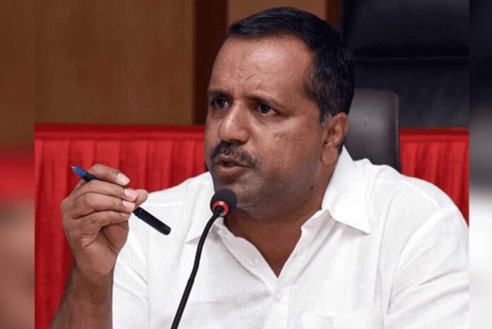 ಯು ಟಿ ಖಾದರ್