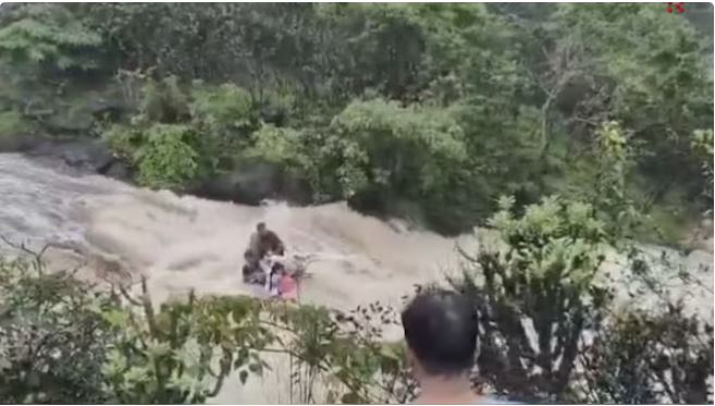 ಮುಂಬೈ ಜಲಪಾತ