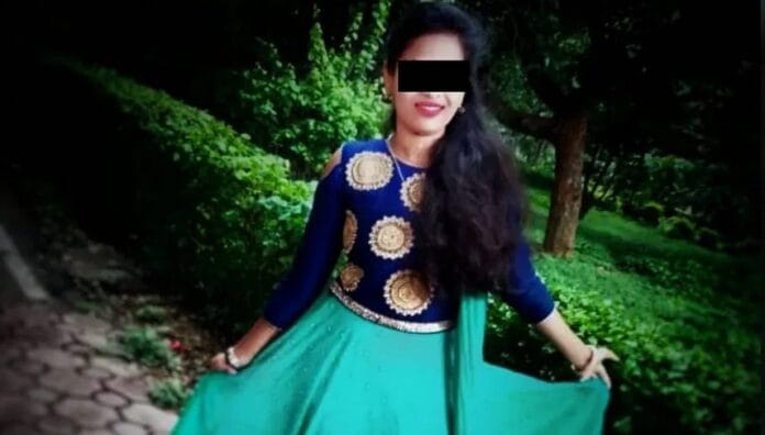 ಶಾಲಾ ಶಿಕ್ಷಕಿ