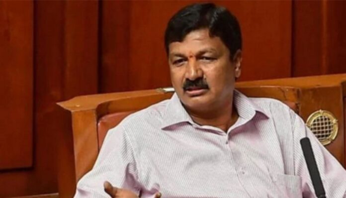 ಬೆಳಗಾವಿ | ಅಥಣಿ ರಾಜಕೀಯ ಕುರಿತು ಮೌನ ವಹಿಸುವ ನಿರ್ಧಾರ: ರಮೇಶ್&zwnj; ಜಾರಕಿಹೊಳಿ