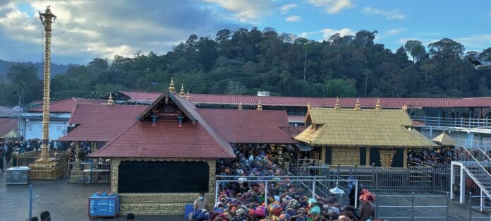 ಪರಿಹಾರ, ದೇವರು, ಕರೂರು, ಕರೂರು ದೇವಾಲಯ, ಭೂ ಒತ್ತುವರಿ, ಮದ್ರಾಸ್ ಹೈಕೋರ್ಟ್&zwnj;, ಹೈಕೋರ್ಟ್&zwnj;, Relief, God, Karur, Karur Temple, Land Encroachment, Madras High Court, High Court,