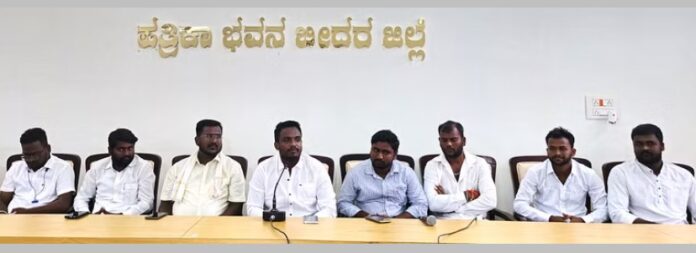 ದಿ ರೂಲರ್ಸ್&zwnj; ಚಿತ್ರ