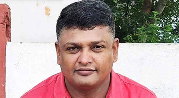 ಧರಣೀಶ್ ಬೂಕನಕೆರೆ