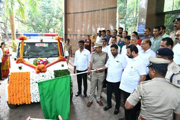 ಉಡುಪಿ | ಪೊಲೀಸ್ ಇಲಾಖೆಗೆ ಎಸ್&zwnj;ಸಿಡಿಸಿಸಿ ಬ್ಯಾಂಕ್&zwnj;ನಿಂದ ಹೊಸ ಬೊಲೇರೋ ವಾಹನ ಹಸ್ತಾಂತರ