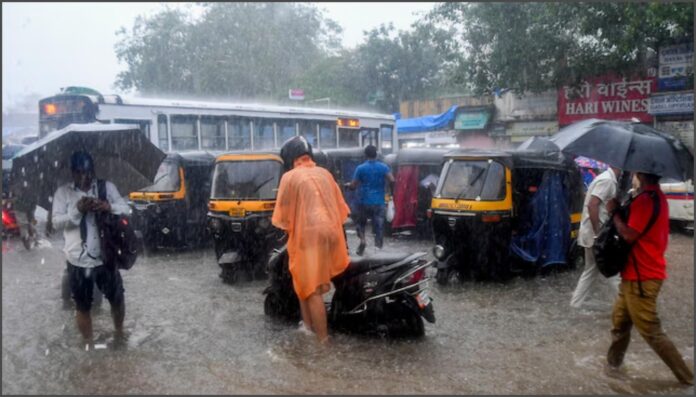 ಮುಂಬೈನಲ್ಲಿ ಭಾರೀ ಮಳೆ