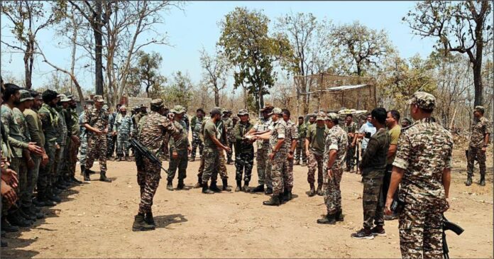 ನಕ್ಸಲರು