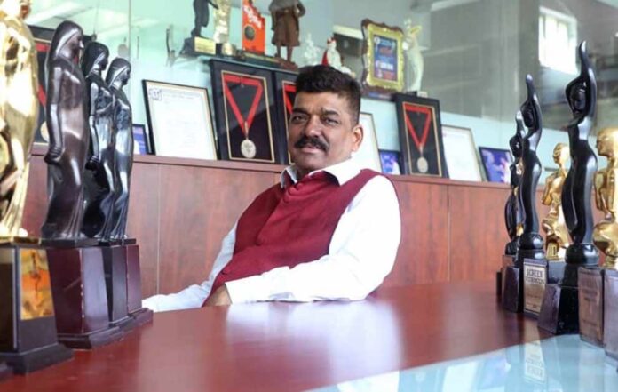 ನಿತಿನ್&zwnj; ದೇಸಾಯಿ