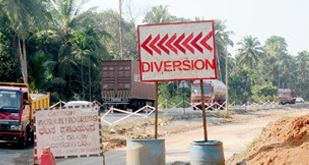 ಉಡುಪಿ | ಕಾಂಕ್ರೀಟ್ ಕಾಮಗಾರಿ ಹಿನ್ನೆಲೆ, ಬದಲಿ ಮಾರ್ಗ ಅನುಸರಿಸಿ