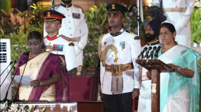 ಏಳು ಮಹಿಳೆಯರು