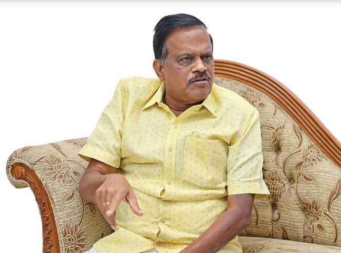 ತಲೈವಾ ಸುಂದರಂ ಎಐಎಡಿಎಂಕೆ