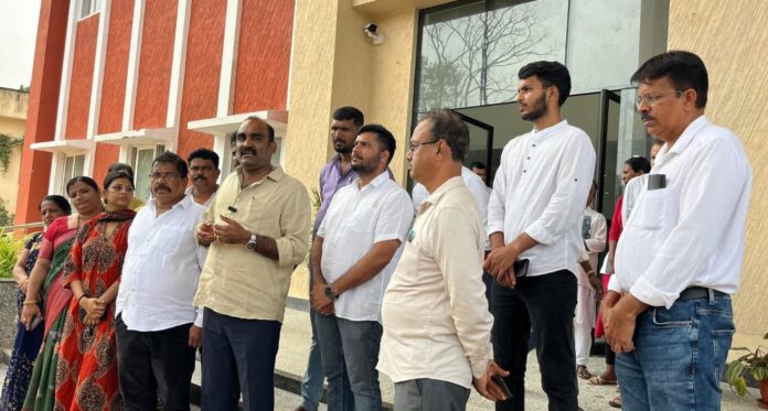 ಉಡುಪಿ | ನೂತನ ಜಿಲ್ಲಾಸ್ಪತ್ರೆ ಕಾಮಗಾರಿ ಜನವರಿ 15ರೊಳಗೆ ಪೂರ್ಣಗೊಳಿಸಿ ರಾಜ್ಯ ಸರ್ಕಾರಕ್ಕೆ ಶಾಸಕ ಯಶ್ಪಾಲ್ ಸುವರ್ಣ ಆಗ್ರಹ